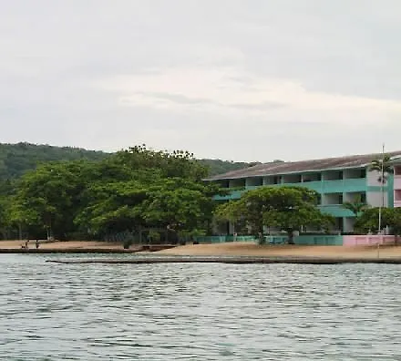 Crystal Ripple Beach Lodge Ocho Rios Jamaika